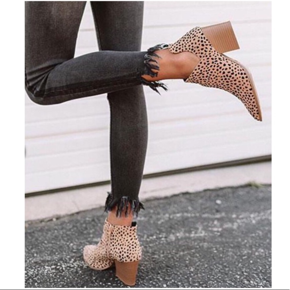 Tan Cheetah Side Cut Out Panel Booties - Picture 2 of 9